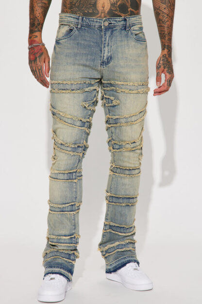 Jeans Ajustados con Bota Campana y Detalles Deshilachados - Image 16