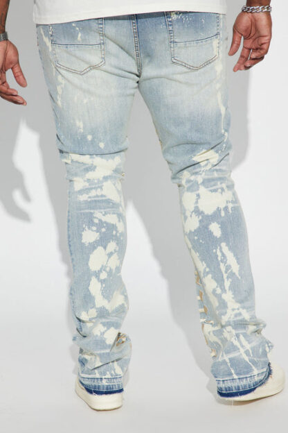 Jeans Acampanados Bordados de Ajuste Entallado y Elástico - Image 16