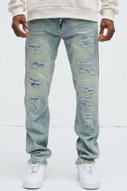 Jeans Slim Fit con Detalles Desgastados - Image 2