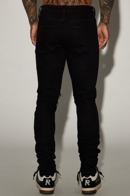 Jean Ajustado con Detalles Desgastados - Image 7